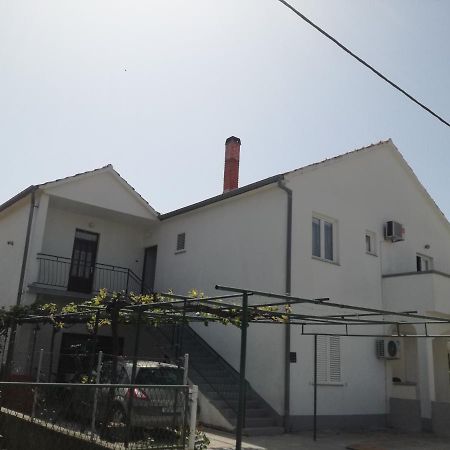 Apartmani Lukacic Biograd Na Moru Exterior foto