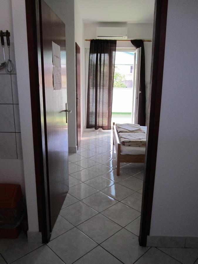 Apartmani Lukacic Biograd Na Moru Exterior foto