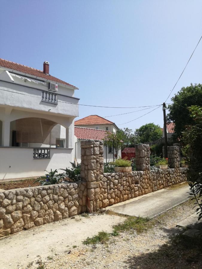 Apartmani Lukacic Biograd Na Moru Exterior foto